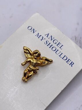 Guardian Angel 🪽Pinback Religious Hat Tie Lapel Pin • Collectible Vintage